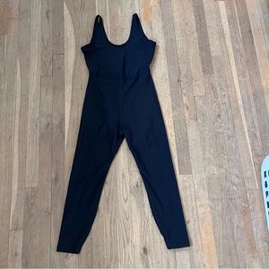 Old Navy Women's PowerSoft Bodysuit – M Petite 🖤✨